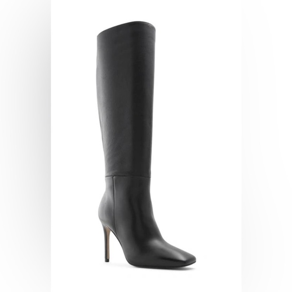 Oluria Knee High Boot (leather)